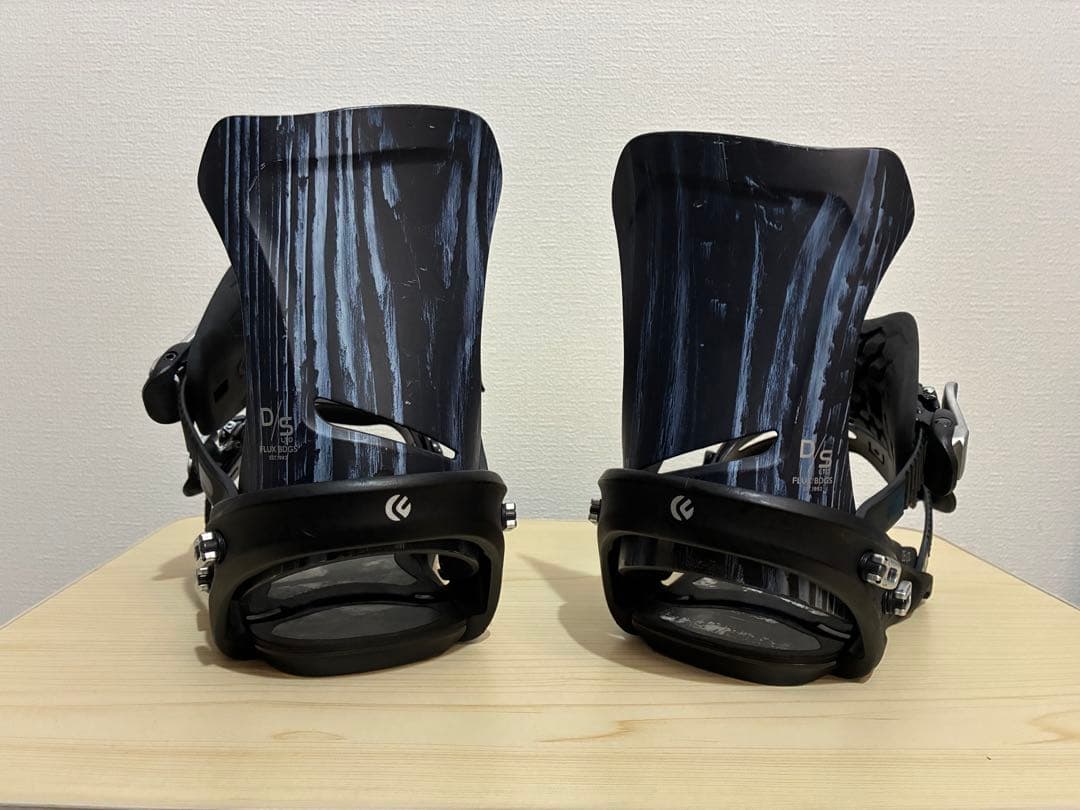 ピ*イ様 FLUX DS LTD 21-22 Mサイズ　限定モデル