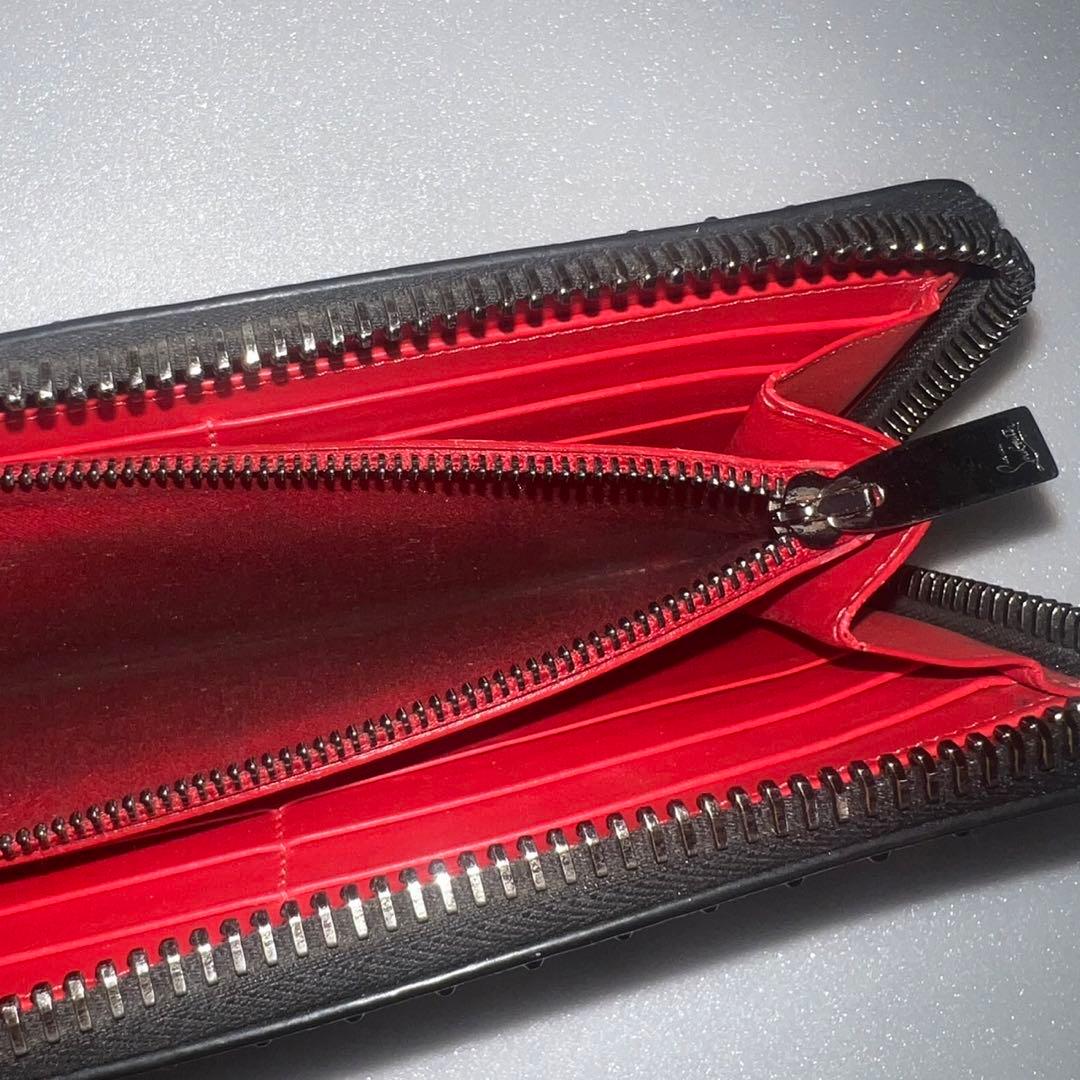 クリスチャン ルブタン 長財布