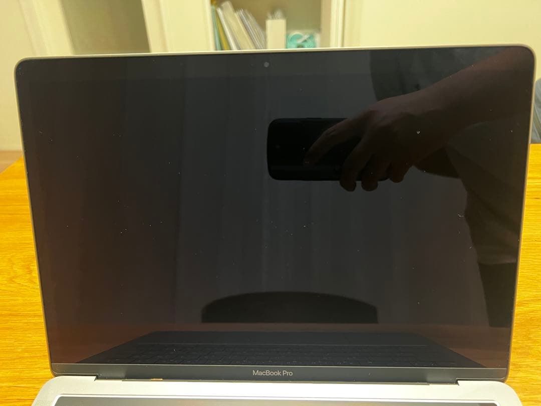 Apple MacBook pro 2019年（2020年3月購入）美品