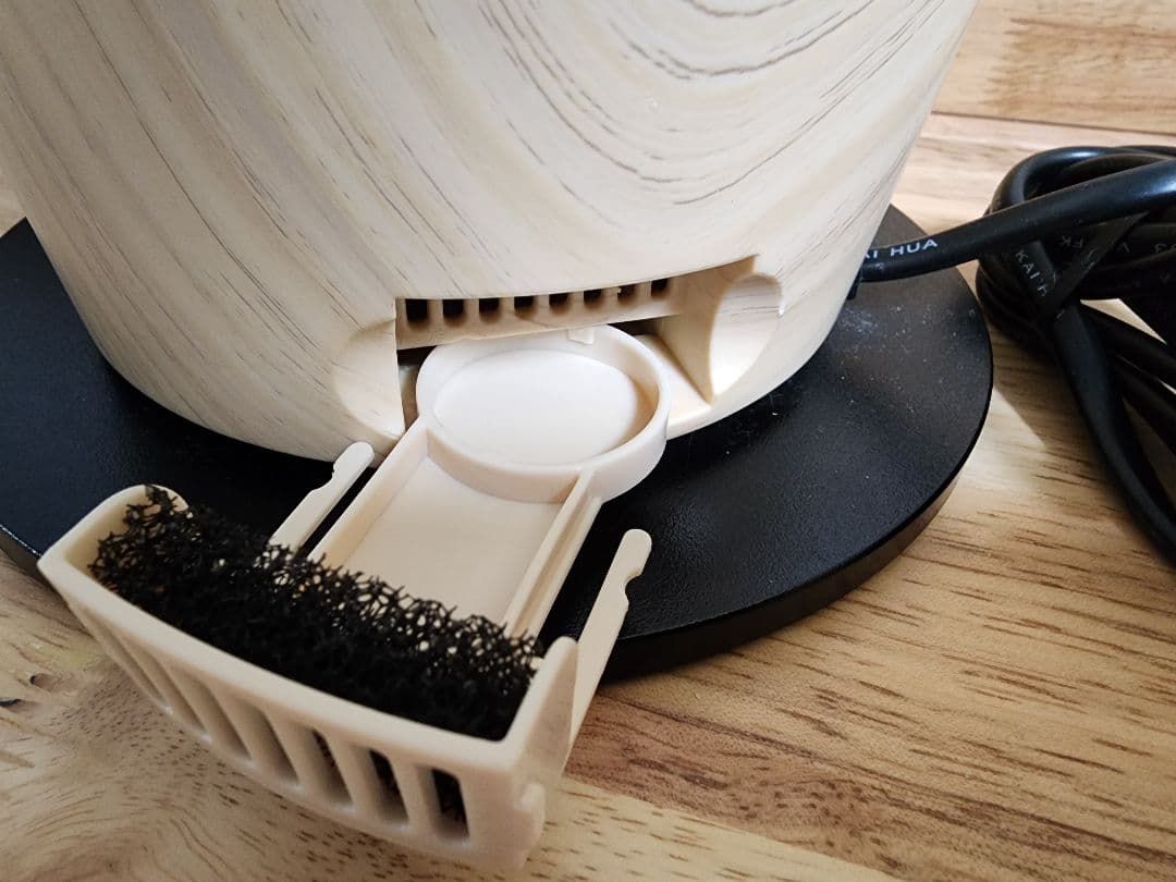 美品【ドウシシャ】ハイブリッド色加湿器　タワー　木目　アロマ