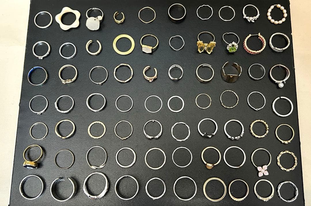 遺品整理品 豪華大量 アクセサリー リング指輪 70点まとめ売り