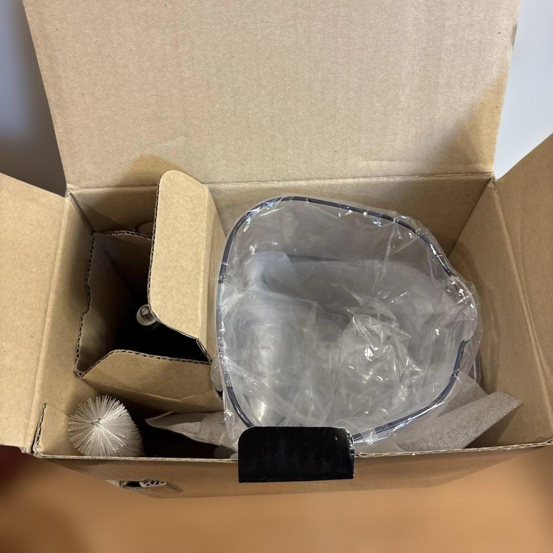 Kuvings 赤 ジューサー 未使用品