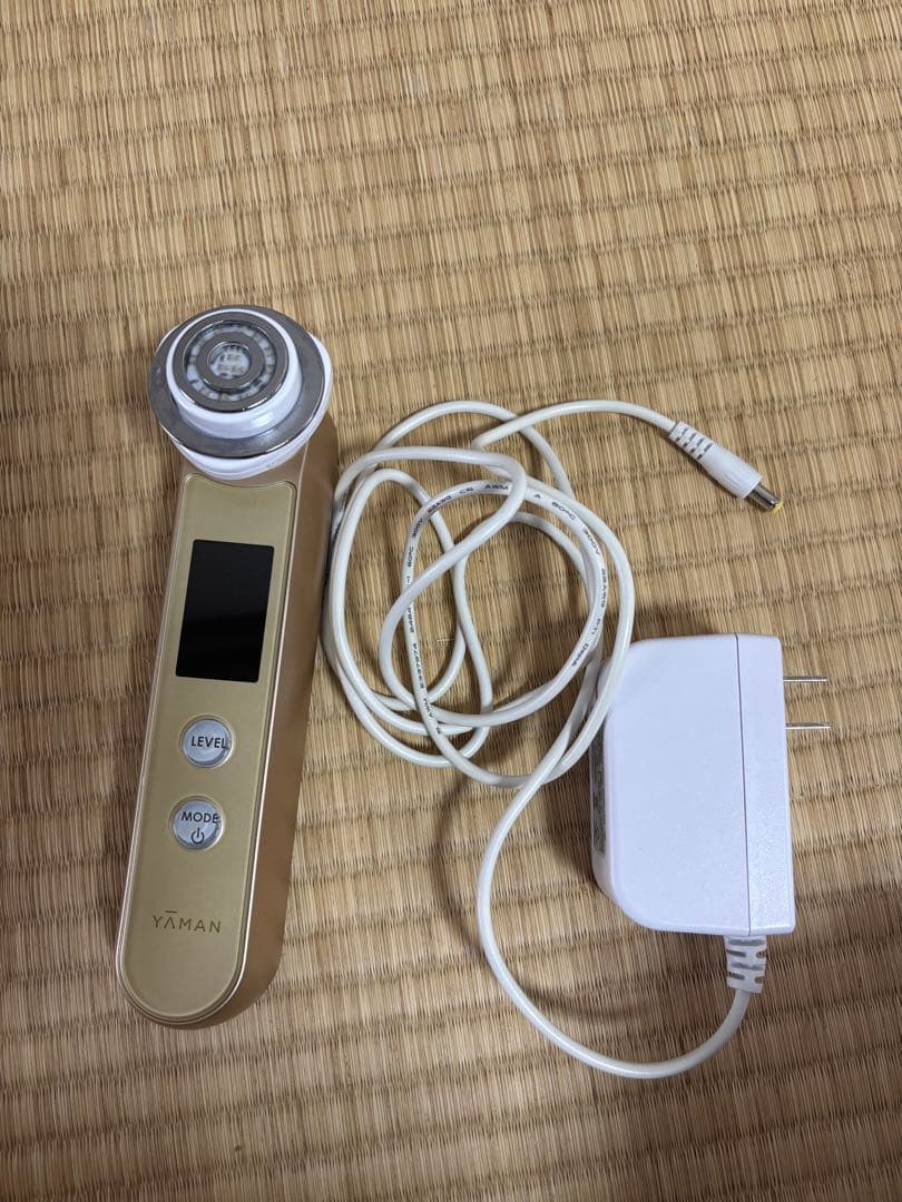 YAMAN 美顔器 ゴールドカラー 充電器付き