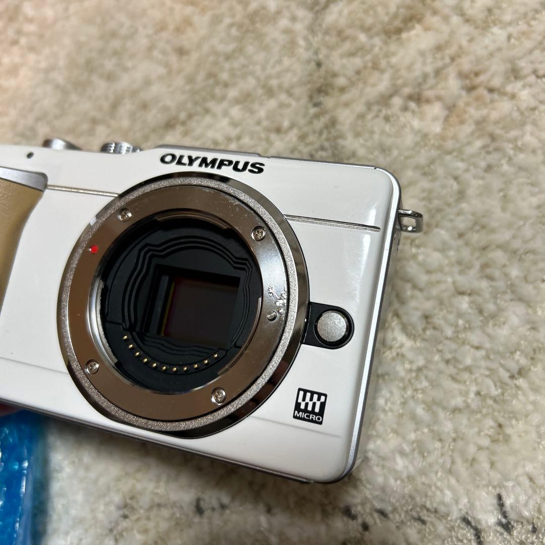 OLYMPUS E-PL1 ミラーレスカメラ レンズ2本セット【ジャンク】