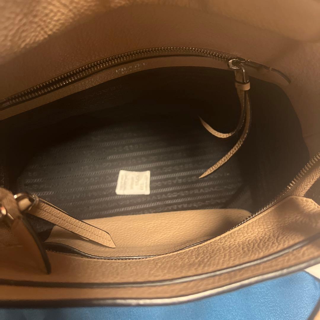 PRADAレザーショルダーバックプラダ美品SALE