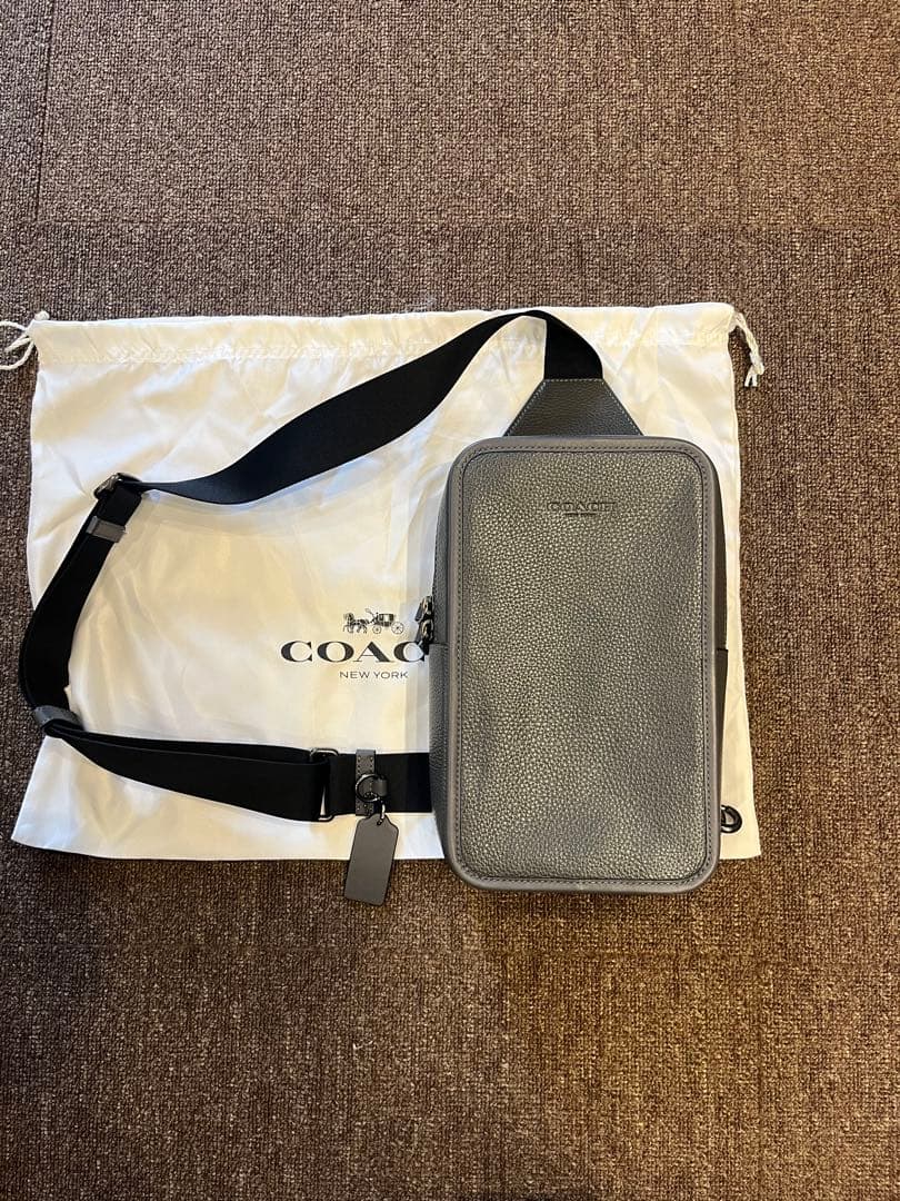 COACH. バック　サリバン パック