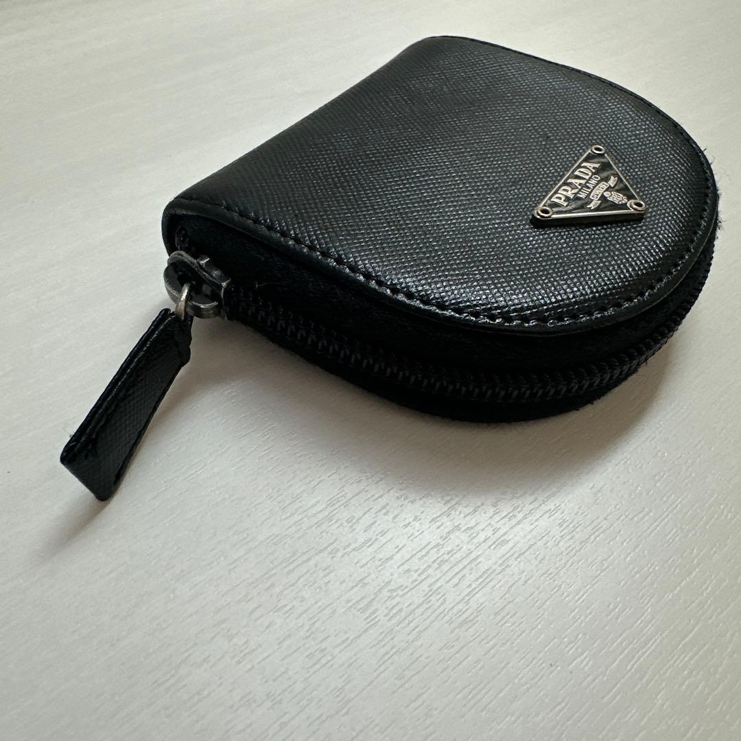 【美品】PRADA サフィアーノNEROレザー ケース