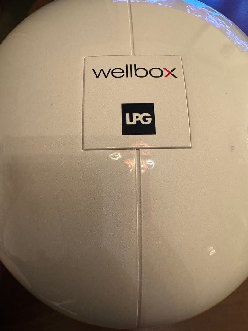 wellbox LPG 美顔器 本体と4つのアタッチメント　エンダモロジー
