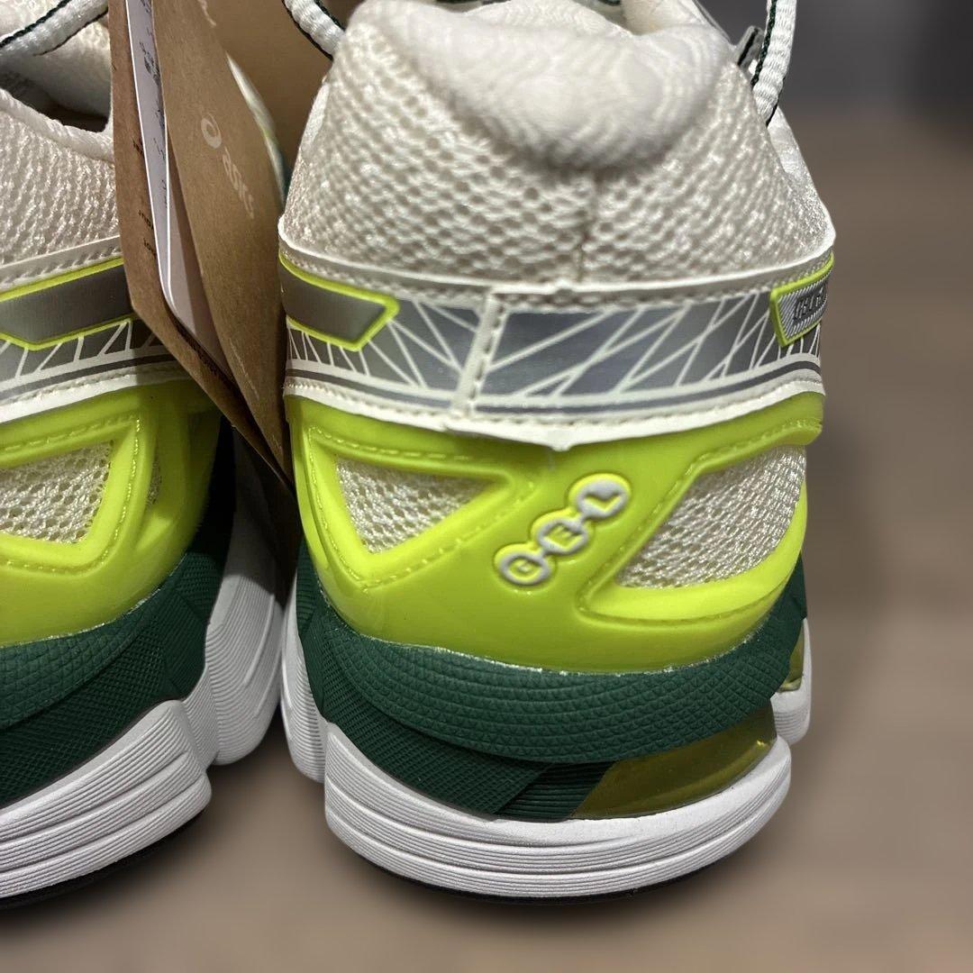 アシックス　ASICS GEL-KAYANO 20 新品　27.5 ゲルカヤノ