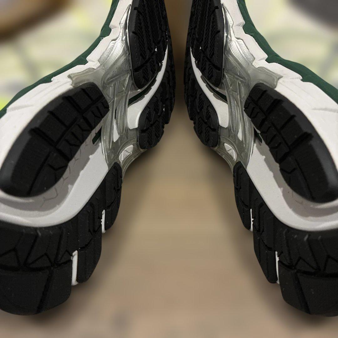 アシックス　ASICS GEL-KAYANO 20 新品　27.5 ゲルカヤノ