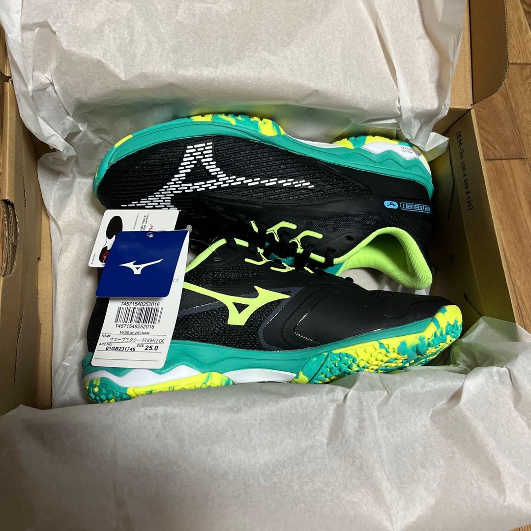 ミズノテニスシューズ ウェーブエクシードライト2
