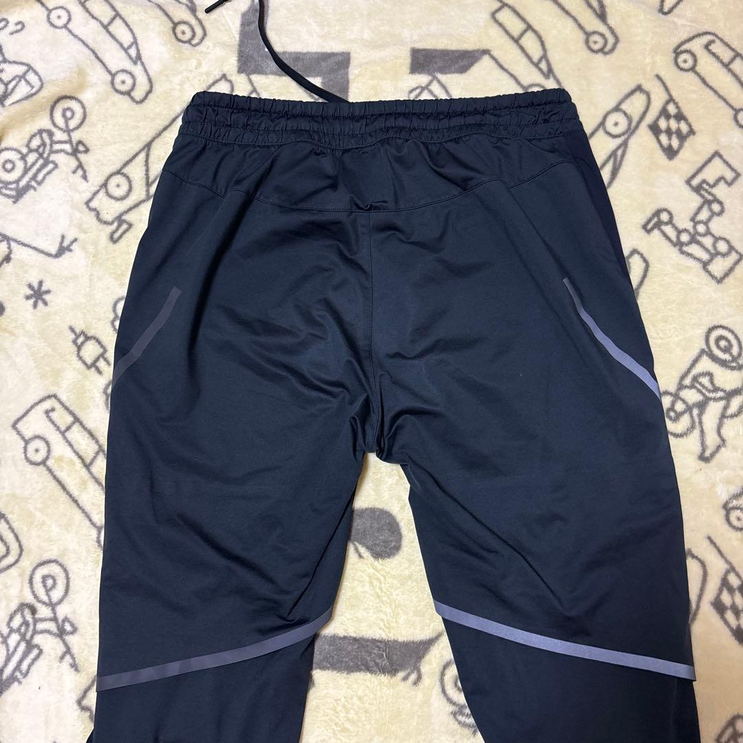 On Running Pants 価格23時に1万4000円に戻します