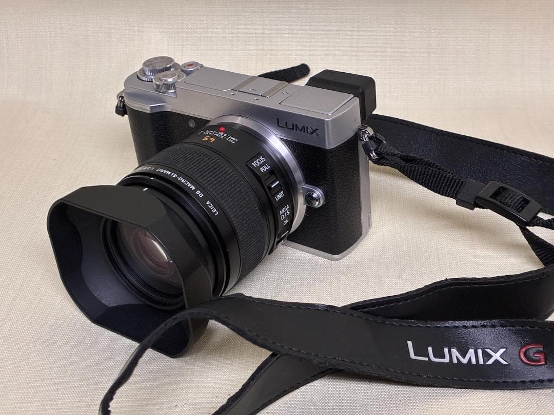 ライカマクロレンズ付きルミックス　DMC-GX7MK2KS　中古美品