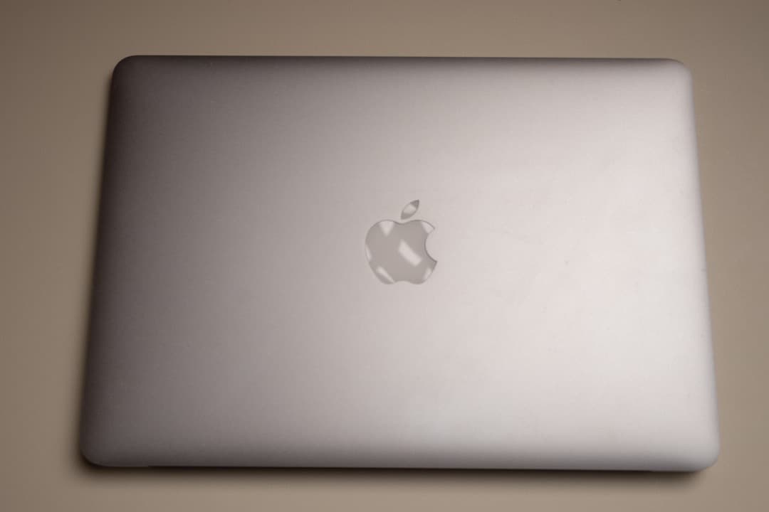 MacBook本体 Apple MacBook Air 13-inch Early 2015