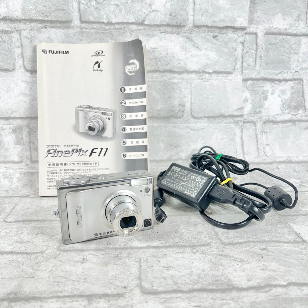 Fujifilm FinePix F11 コンパクトデジタルカメラ