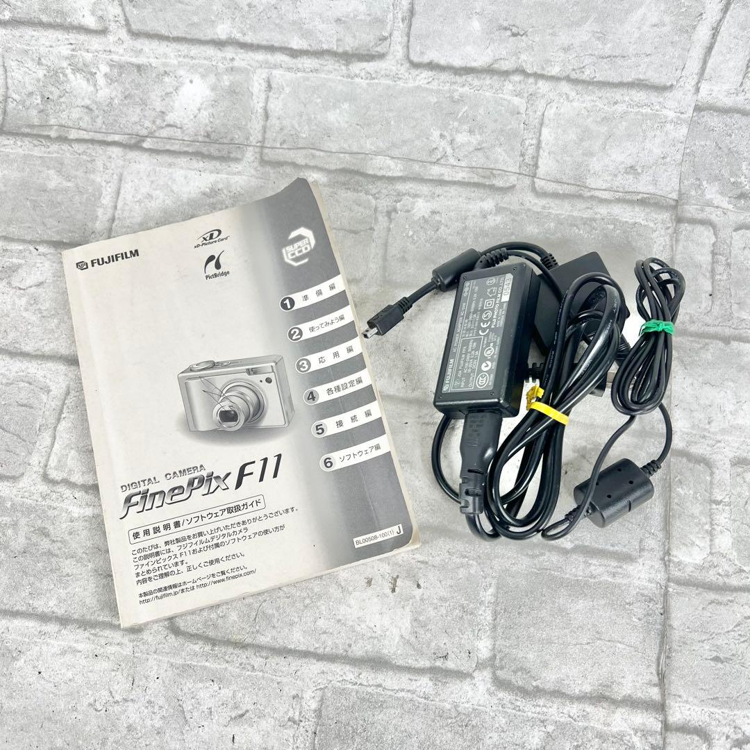 Fujifilm FinePix F11 コンパクトデジタルカメラ