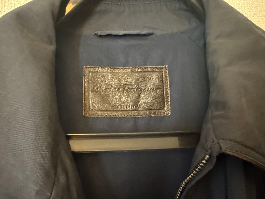 Ferragamoブルゾン arnys maatee&sons comoli