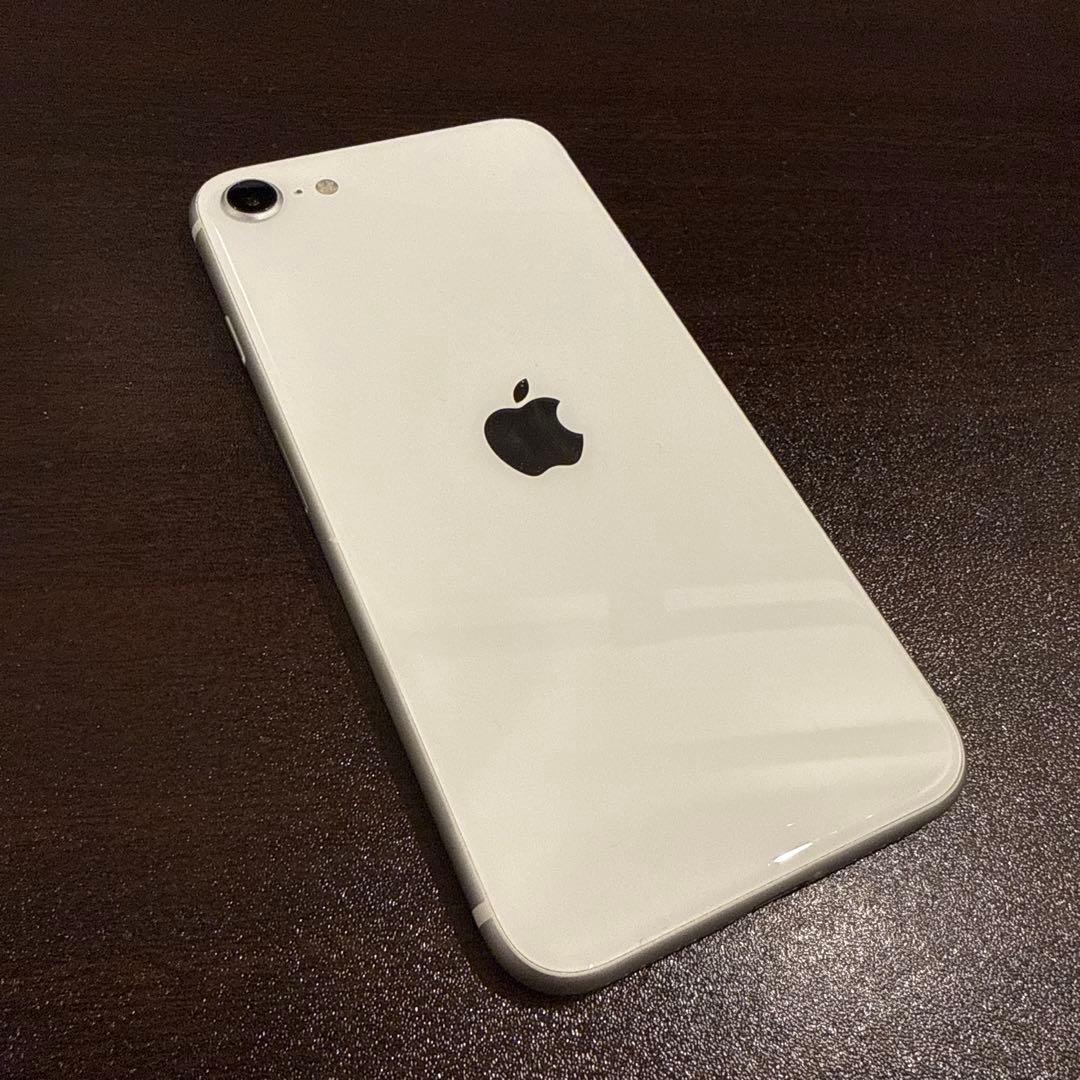 Apple iPhone SE (第二世代) 64GB