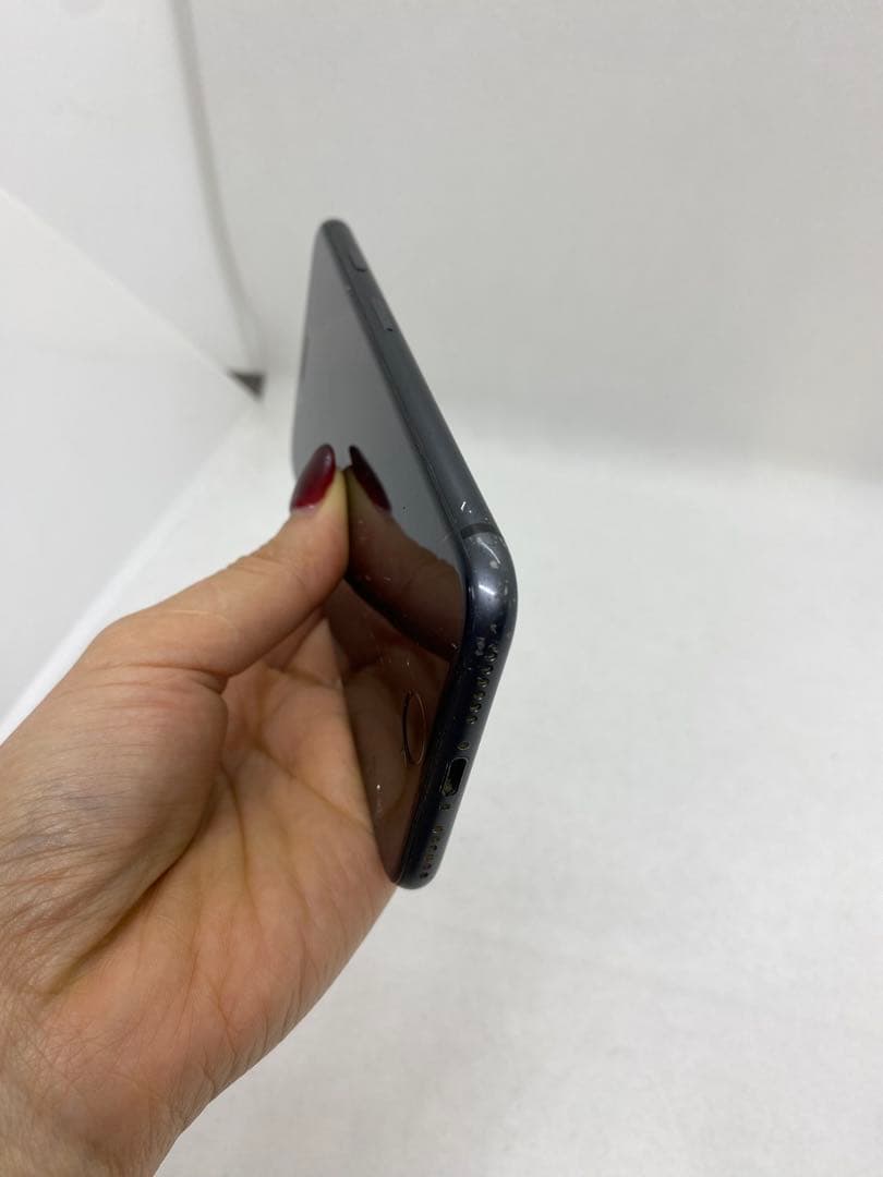 Iphone 8 256GB Sim フリー　45297