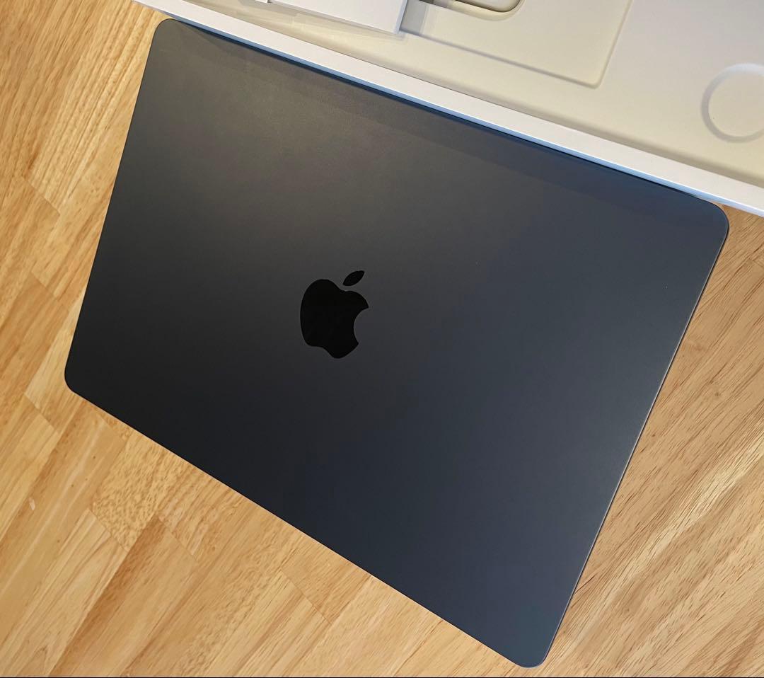 M2 MacBookAir 16GB1TB ミッドナイト　バッテリ100％極美品