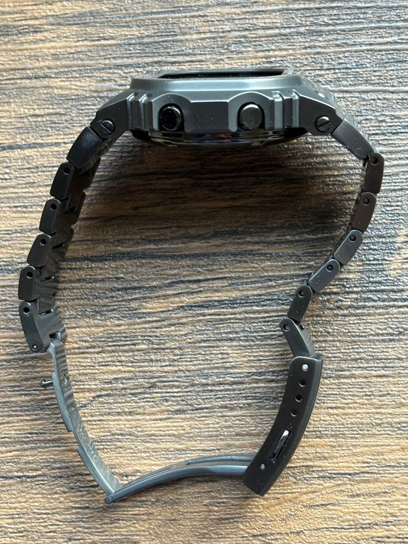 美品　G-SHOCK GMW-B5000MB-1JF ブラック 電波ソーラー