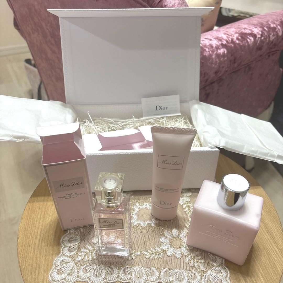 半額！Miss Dior ディオール 3点セット＋ギフトBOX付き✩.*˚