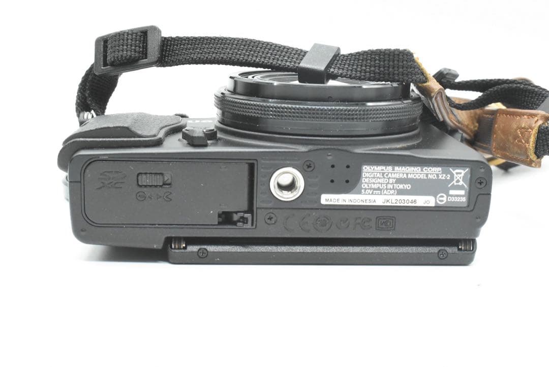 オリンパス OLYMPUS コンパクトデジタルカメラ　XZ-2