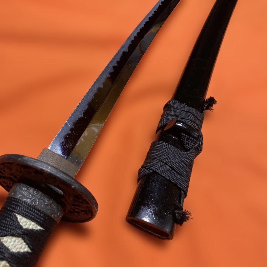 割安模造刀 黒柄 雲龍楕円鍔 黒呂鞘