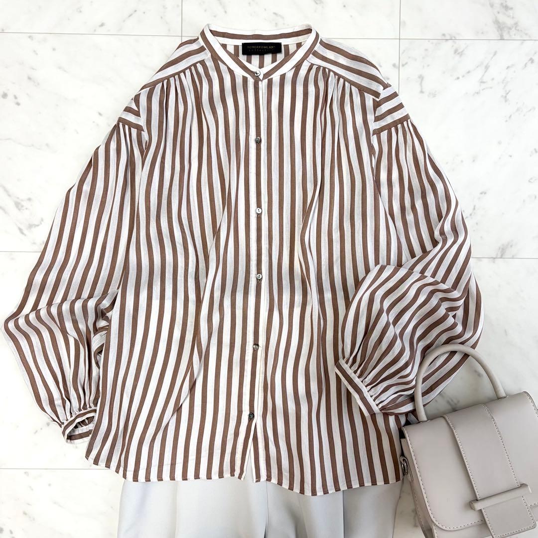 美品 トゥモローランドコレクション シルク混ストライプ スタンドカラーブラウス