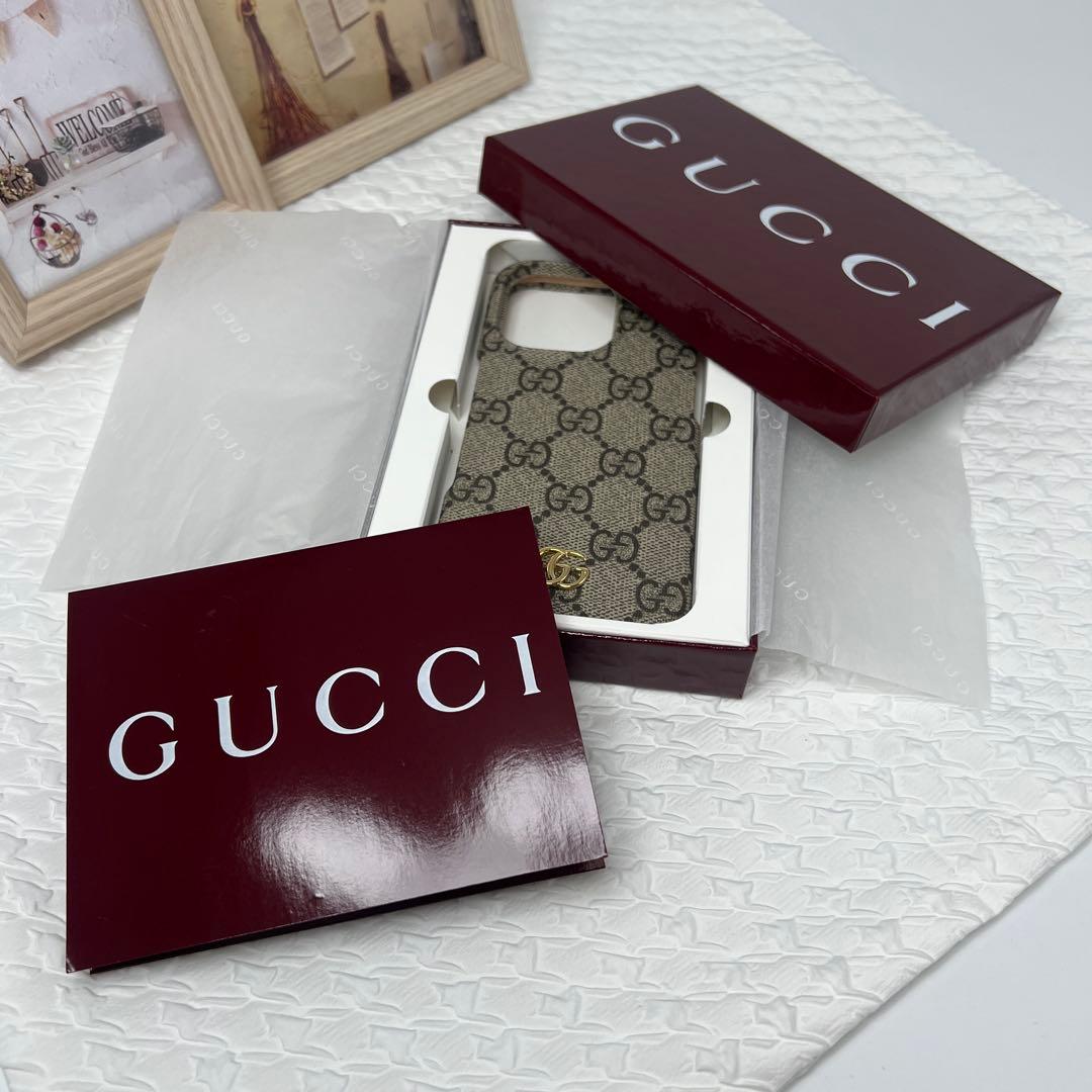 ✨ほぼ未使用✨グッチ　GGスプリーム　iPhone16Pro　スマホケース