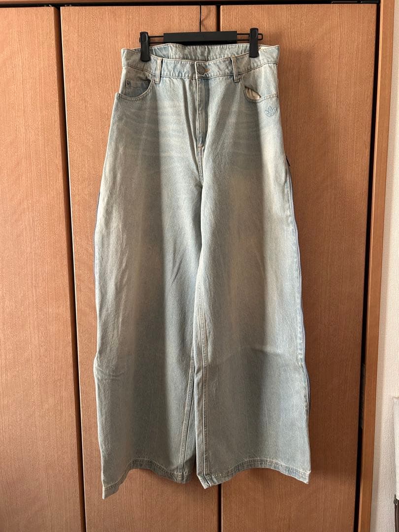 アディレニウム ジップ ウォッシュド デニム パンツ　サイズ32