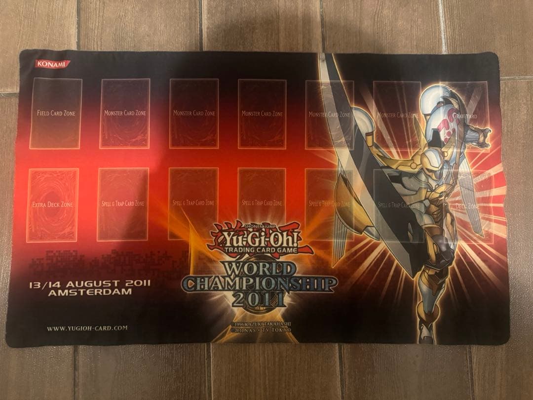 遊戯王 2011 プレイマット 世界ホープ