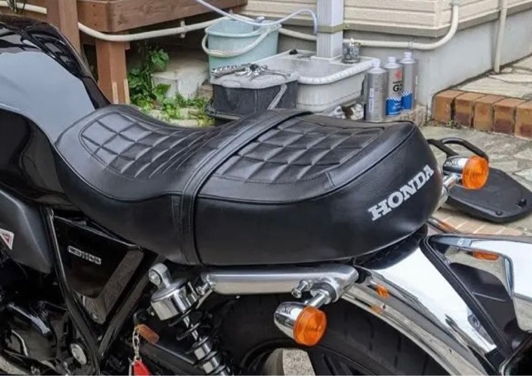 ひ*ろ様 HONDA CB1100(SC65)純正オプションシート