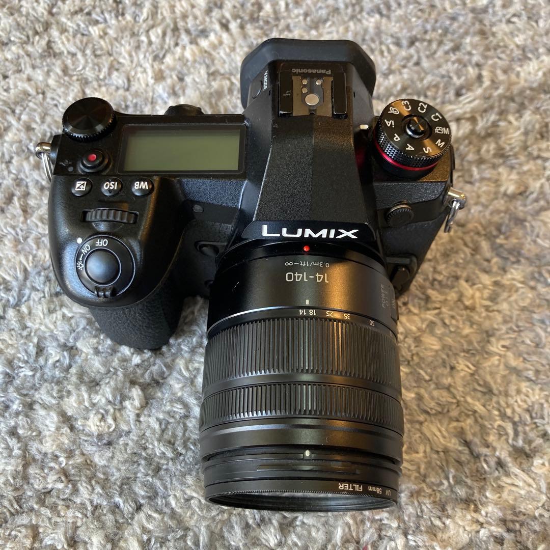 LUMIX DC-G9pro ミラーレス一眼　レンズセット（H-FS14140）