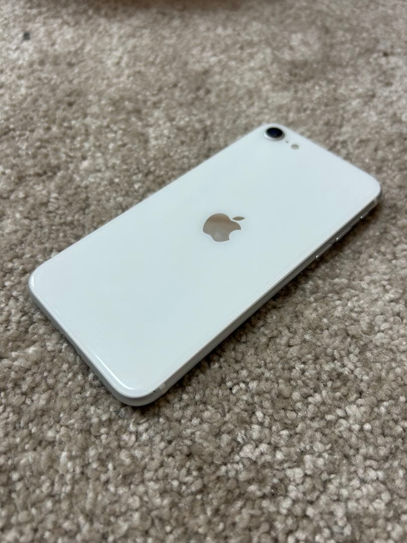 iPhone SE(第2世代) SIMフリー 64GB ※ホームボタン故障