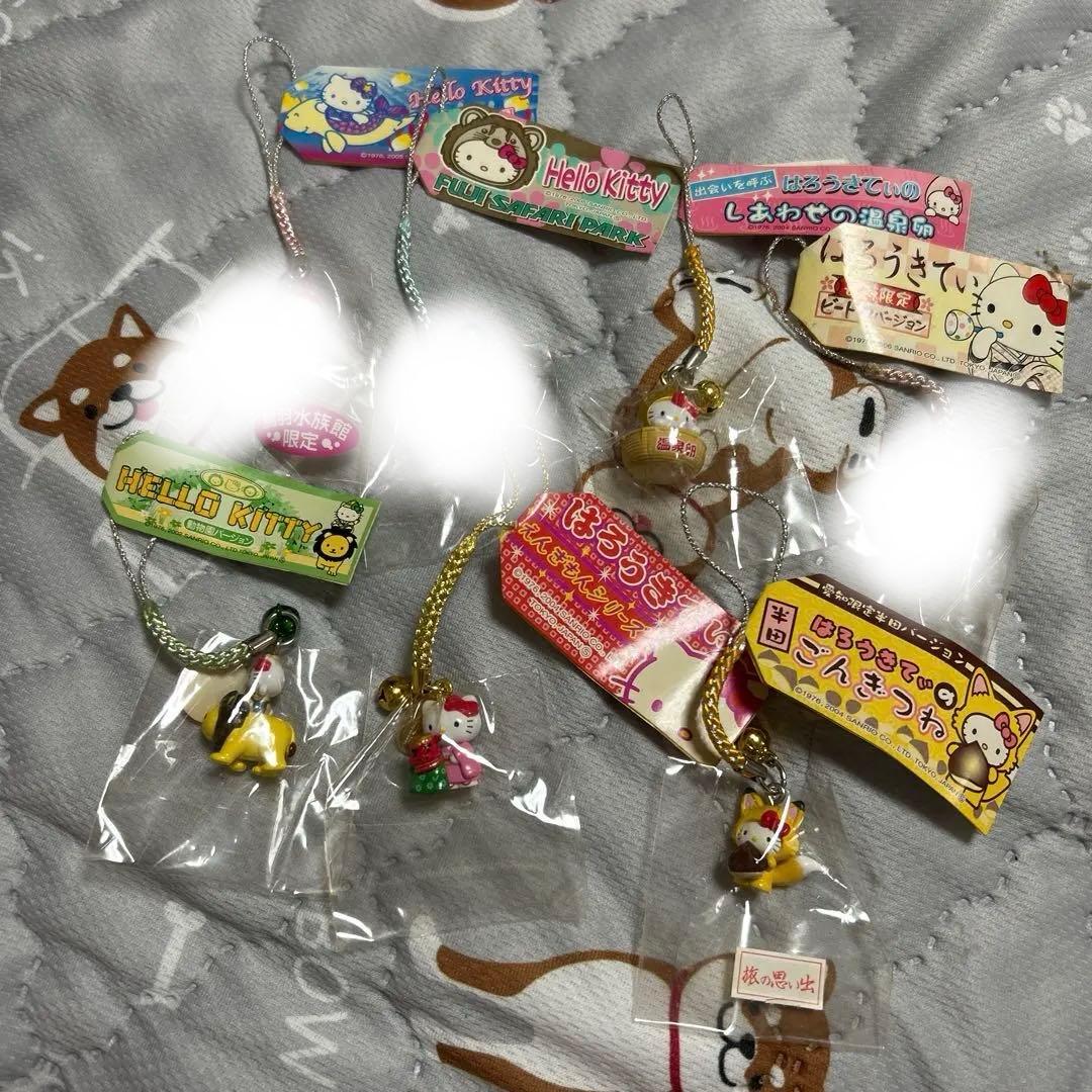 ご当地キティ　根付けキーホルダー36個入【最終価格】