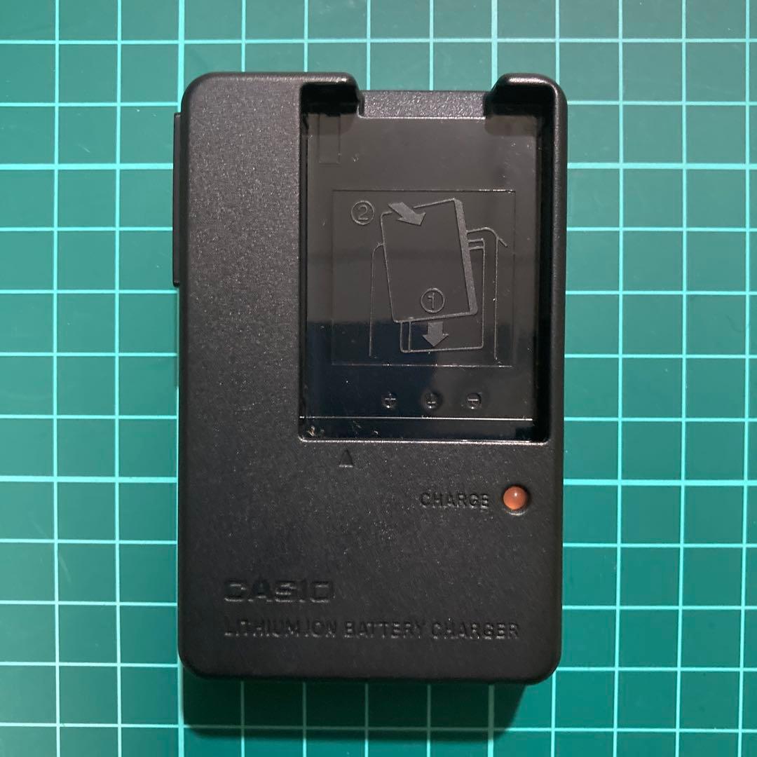 CASIOデジカメ EXILIM ZOOM EX-Z77 (used item)