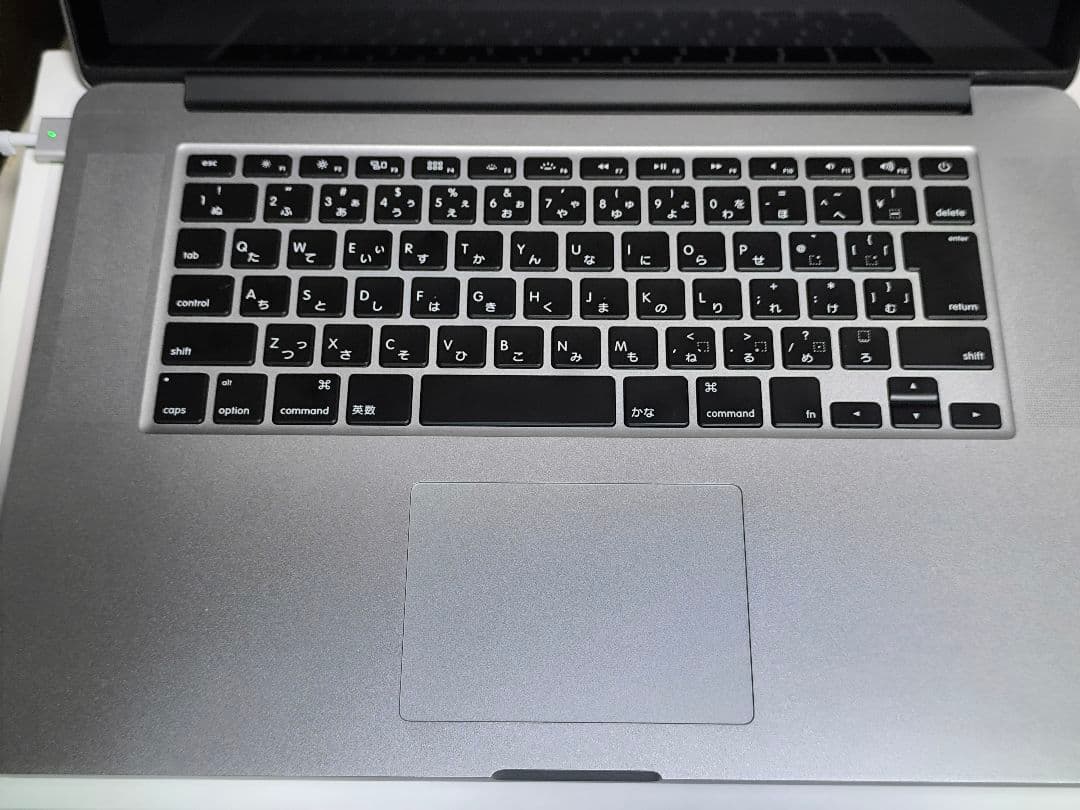 MacBook Pro Retina 15インチ　シルバー