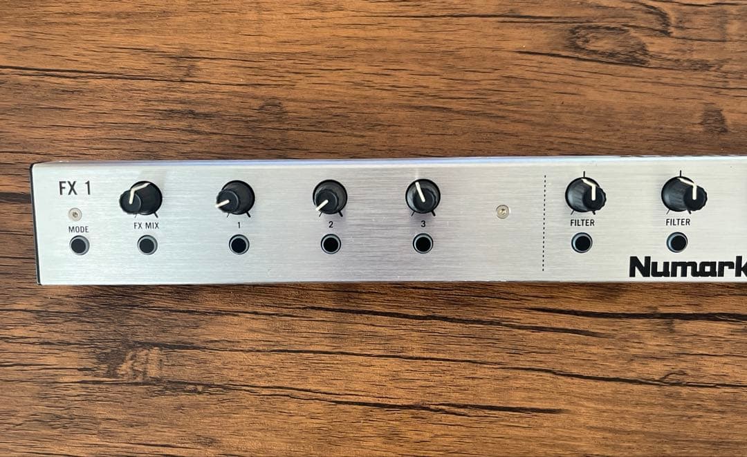 ③激レア　Numark ヌマーク4TRAK DJコントローラー