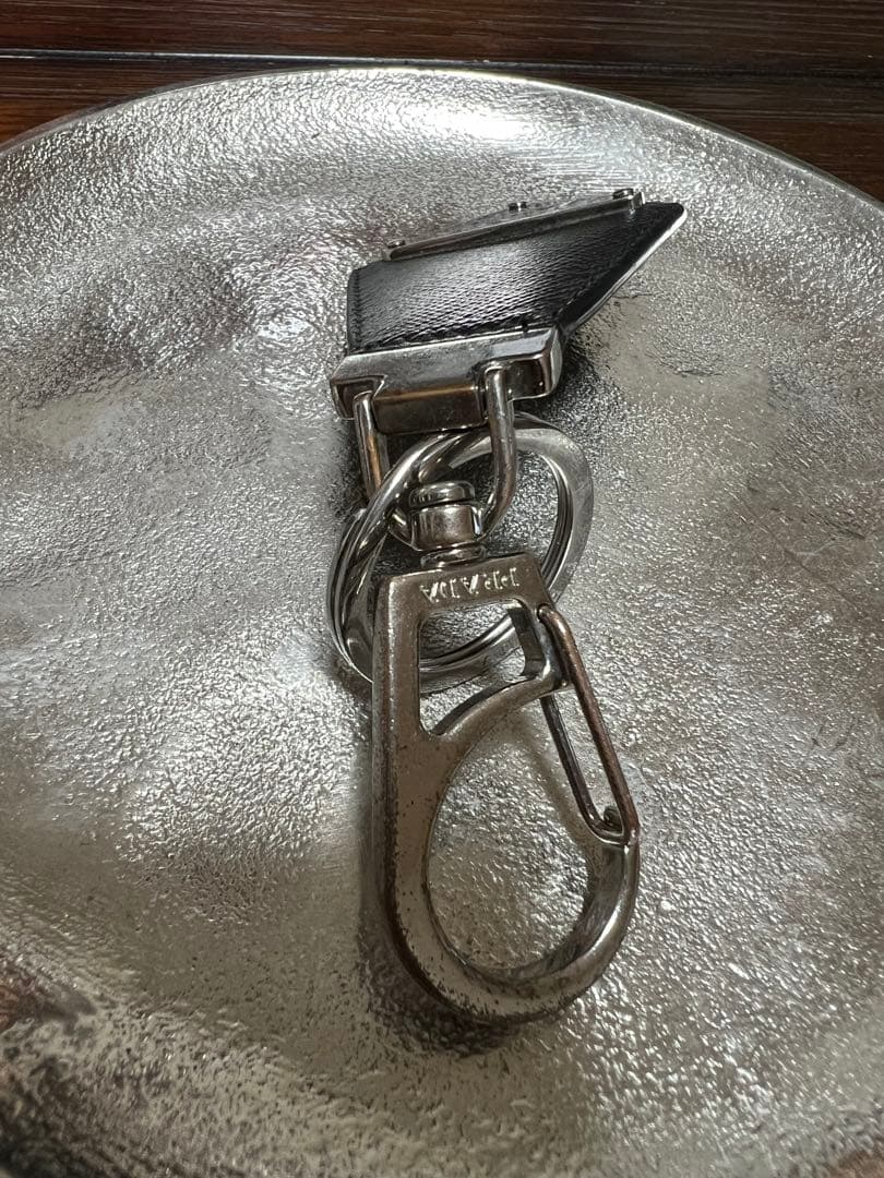 PRADA サフィアーノレザーキーホルダー