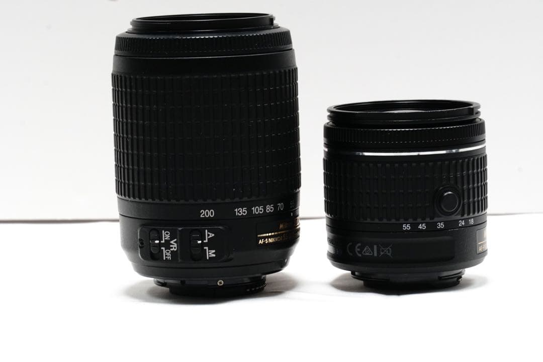 美品 Nikon D5500 ダブルズームキット 手ぶれ補正 スマホ転送