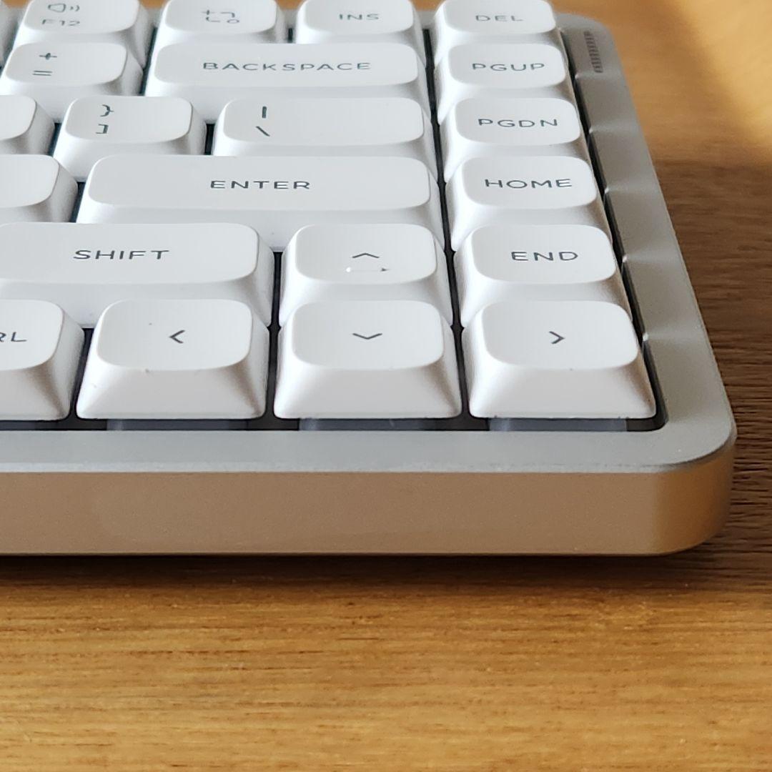 【茶軸へ変更可】NuPhy AIR75 v3 red nano US配列