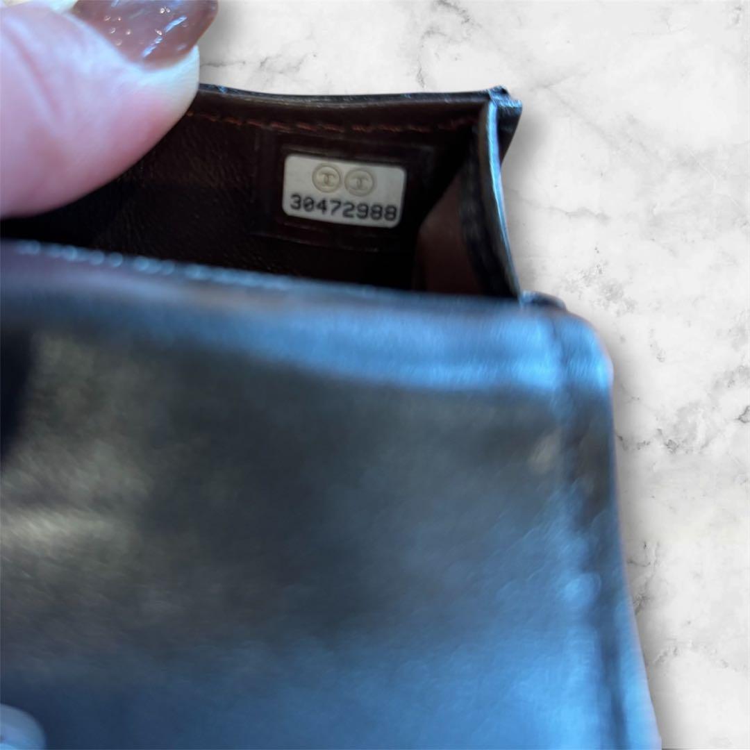 Chanel airpodsケース　チェーンストラップ付き