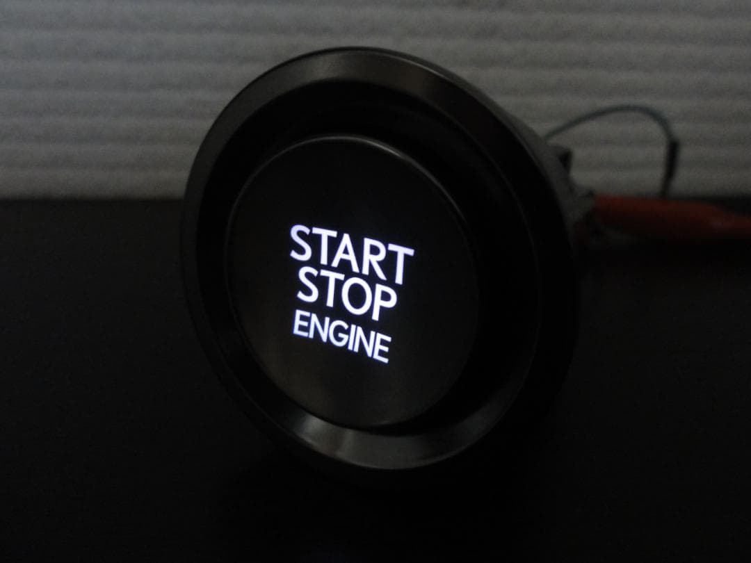 新品☆レクサス純正エンジンプッシュスタートスイッチ UX ES 7P!!