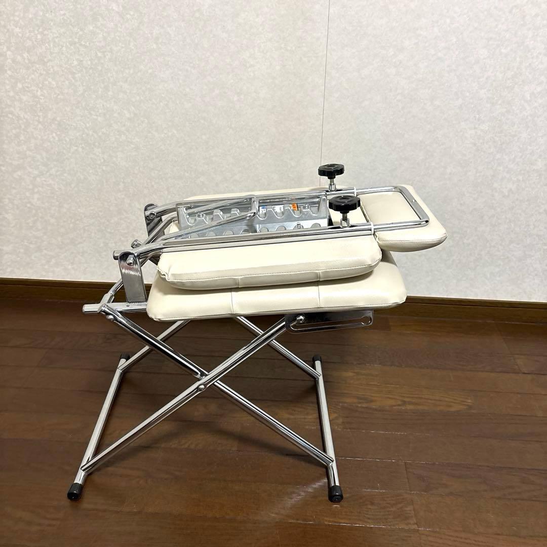 【美品】タカラベルモント 折りたたみ エステチェア