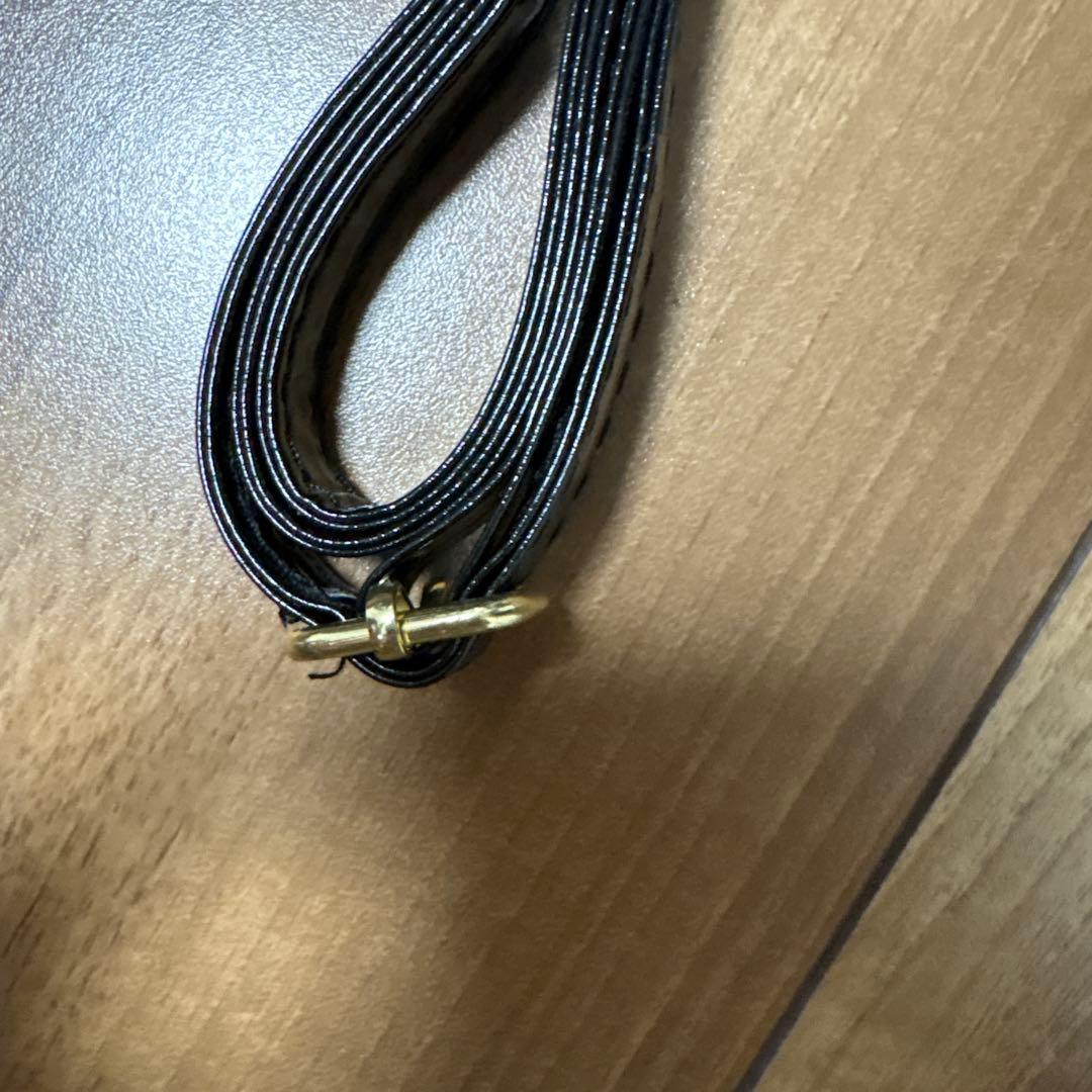 オールオーバーエンボスロゴ ミニハンドバッグ（グレイン）（EC限定カラー）