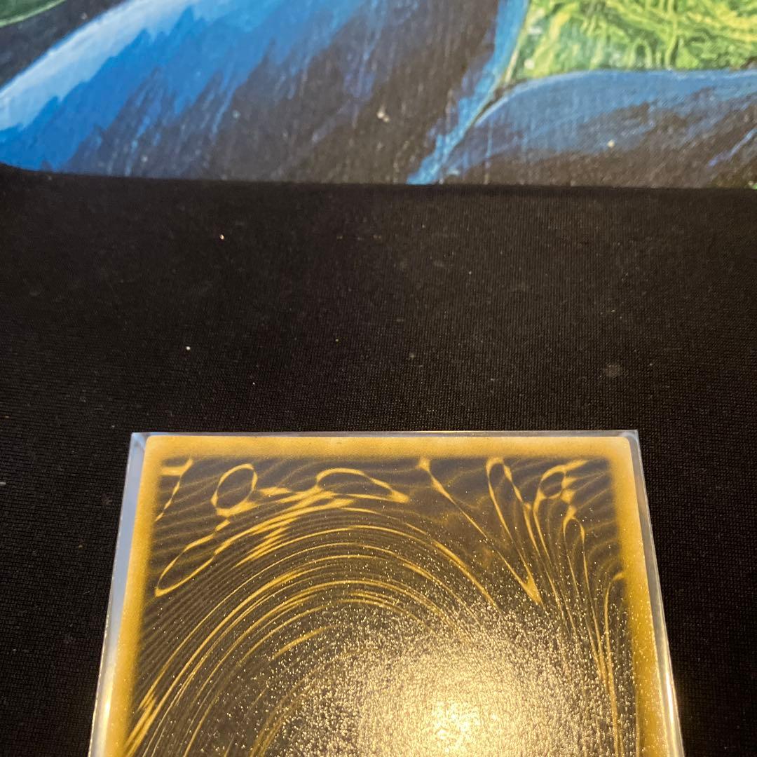 ゆ 三幻神 オシリスの天空竜 オベリスクの巨神兵 ラーの翼神竜