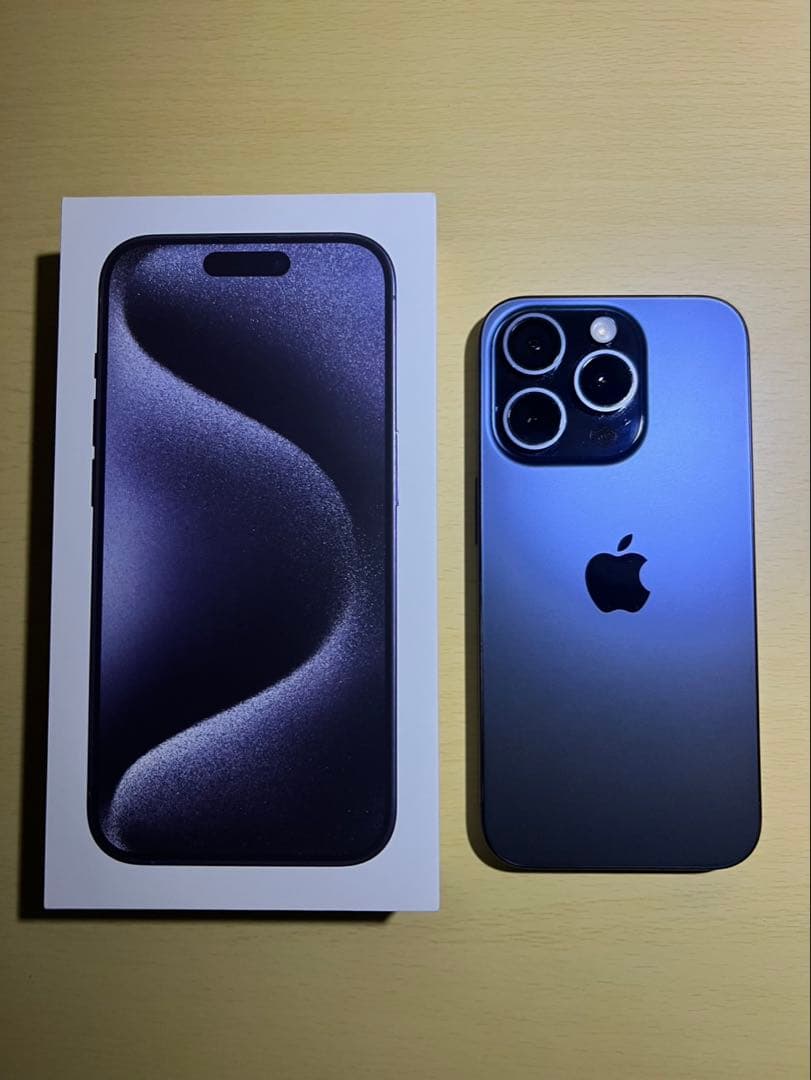 【美品】iPhone 15 Pro スペースブラック 128GB 箱、充電器付き