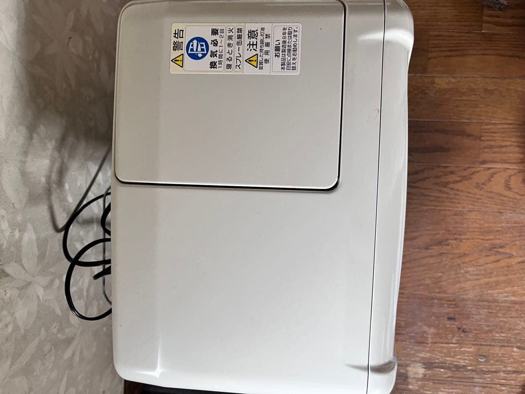 ダイニチブルーヒーター FWY-32R20(W)2020年製