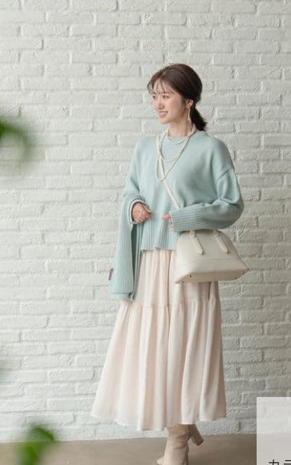 メゾンエシェル　スタンダードクルーネックニット　セージブルー